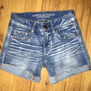 NWOT American Eagle midi denim shorts